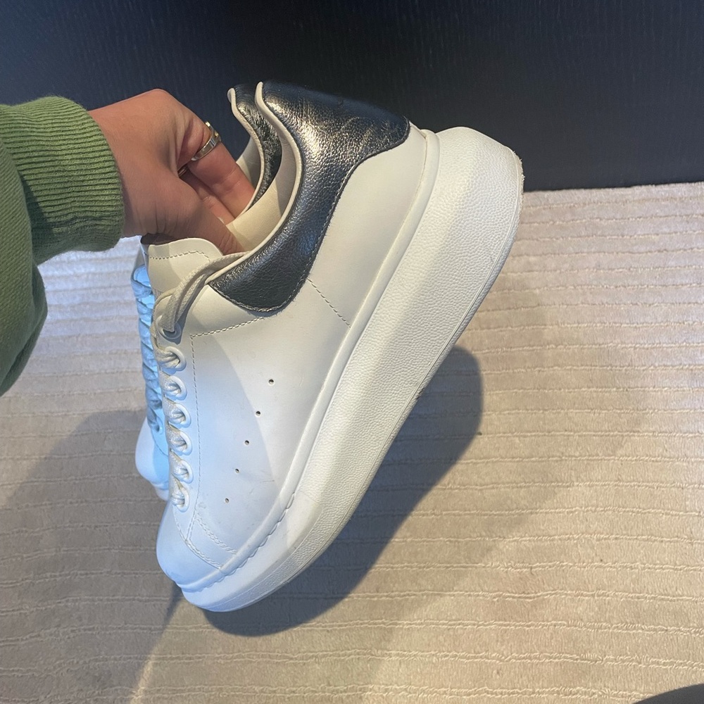 COPY - Alexander McQueen sneakers metallic chrome